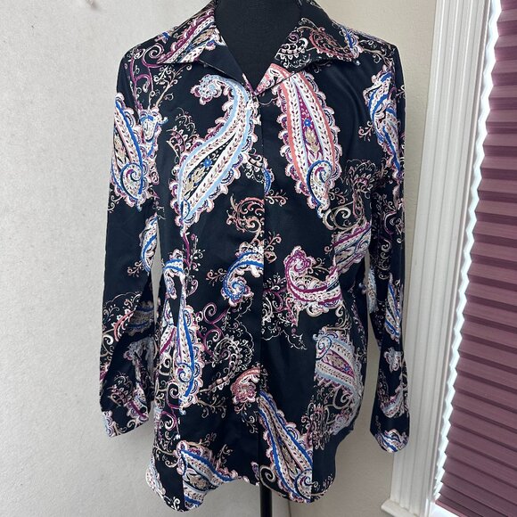 Chico's Top 1 US Size 8/10‎ Black dark paisley No iron Sateen Shirt wrinkle free - Picture 1 of 6